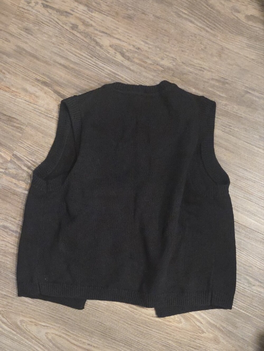 GAP Black Button-Front Sleeveless Knit Vest - Picture 3 of 3